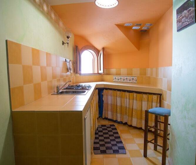 استودیوی استاندارد, Casa Vela B&b
