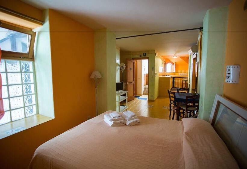 استودیوی استاندارد, Casa Vela B&b