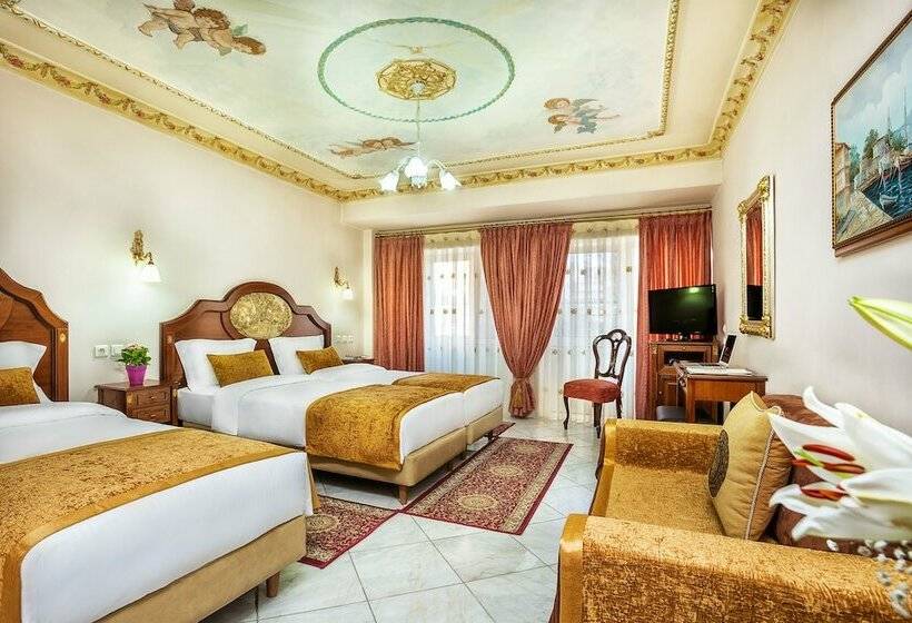 Quarto Triplo Standart, Ad Imperial Palace  Thessaloniki