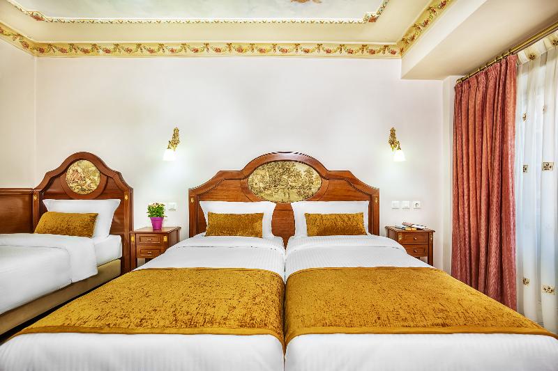اتاق استاندارد سه نفره, Imperial Palace Classical Hotel Thessaloniki