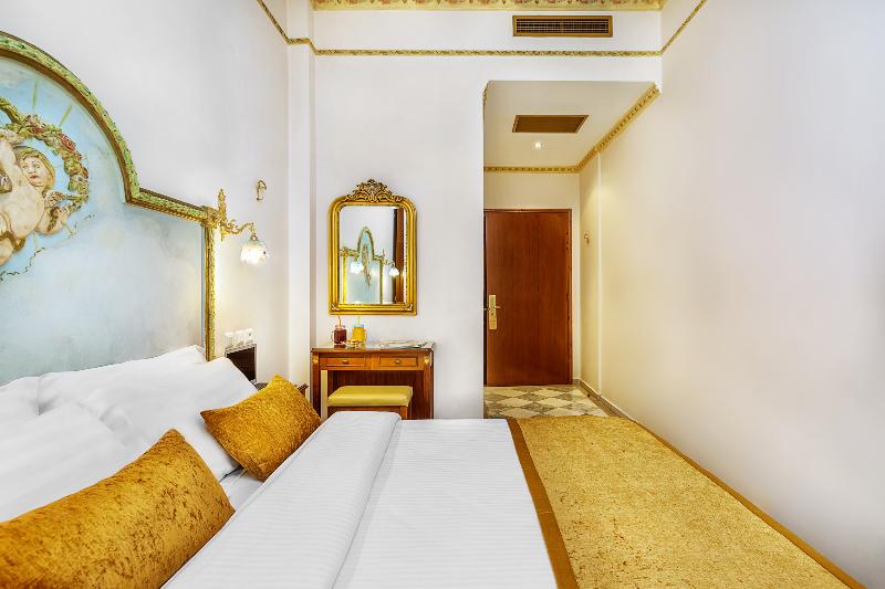 اتاق استاندارد, Imperial Palace Classical Hotel Thessaloniki
