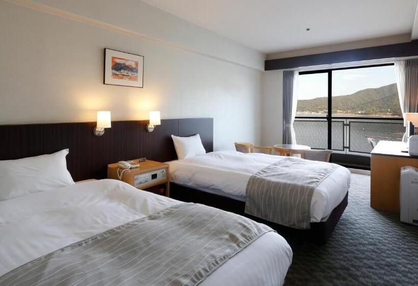 اتاق استاندارد با چشم‌انداز دریا, Aki Grand Hotel & Spa
