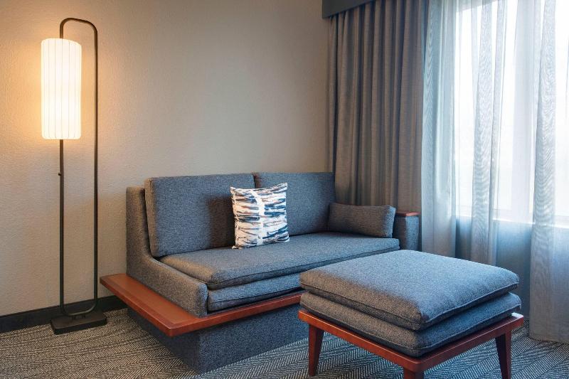 اتاق استاندارد با تخت بزرگ, Courtyard Fort Lauderdale Sw Miramar