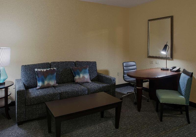 Suite Executive, Doubletree Suites By Hilton Bentonville