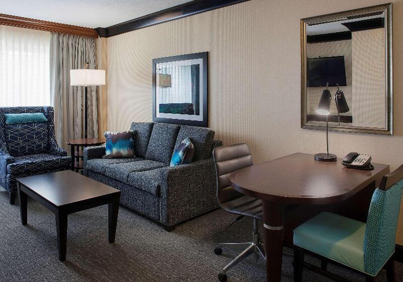 Suite Executive, Doubletree Suites By Hilton Bentonville