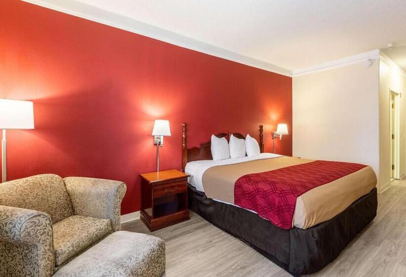 اتاق استاندارد با تخت بزرگ برای معلولان, Econo Lodge  Inn & Suites