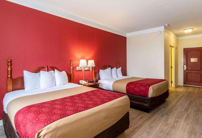 اتاق استاندارد برای معلولان, Econo Lodge  Inn & Suites