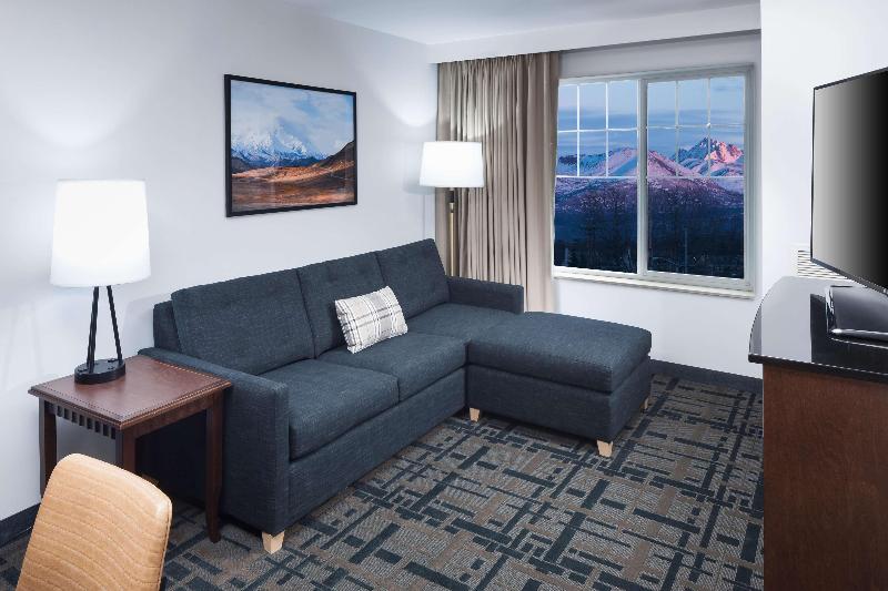 سوئیت پریمیوم, Embassy Suites Anchorage