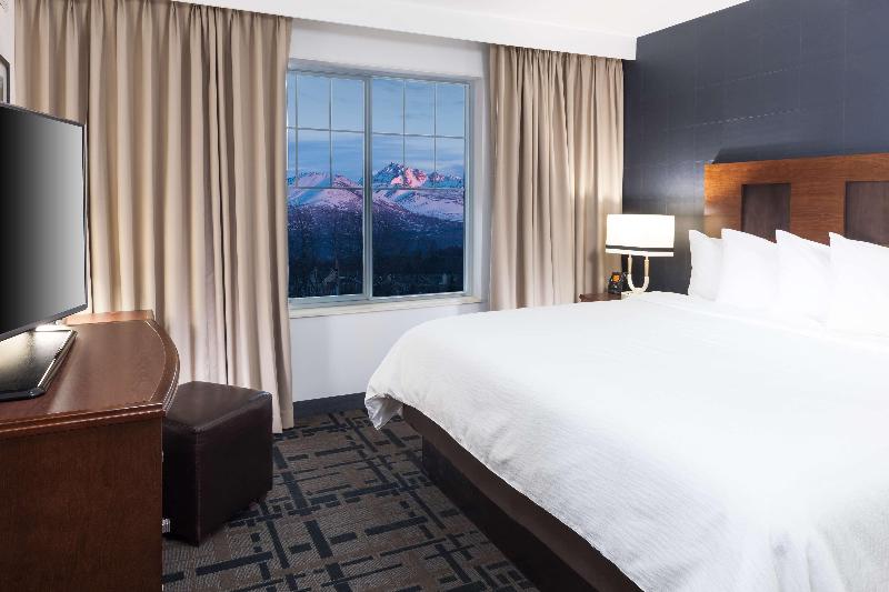 سوئیت پریمیوم, Embassy Suites Anchorage