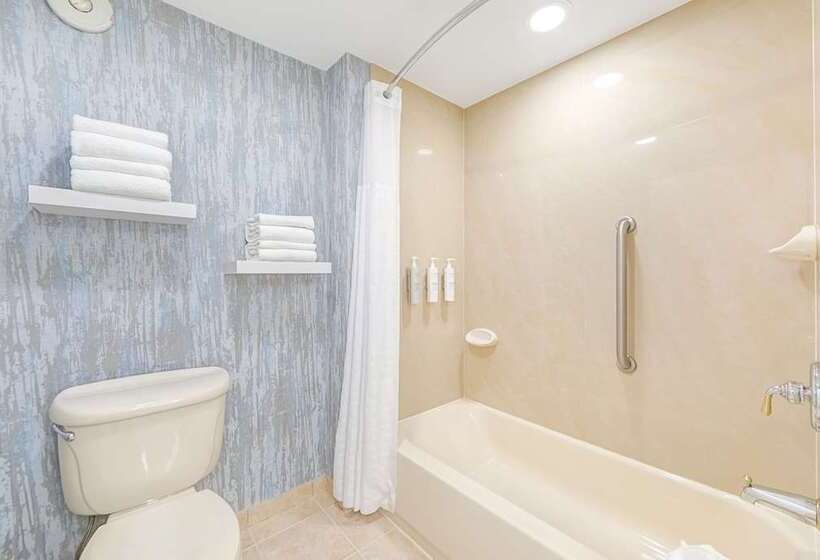 اتاق استاندارد, Embassy Suites Anchorage