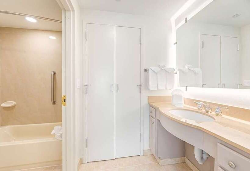 اتاق استاندارد, Embassy Suites Anchorage