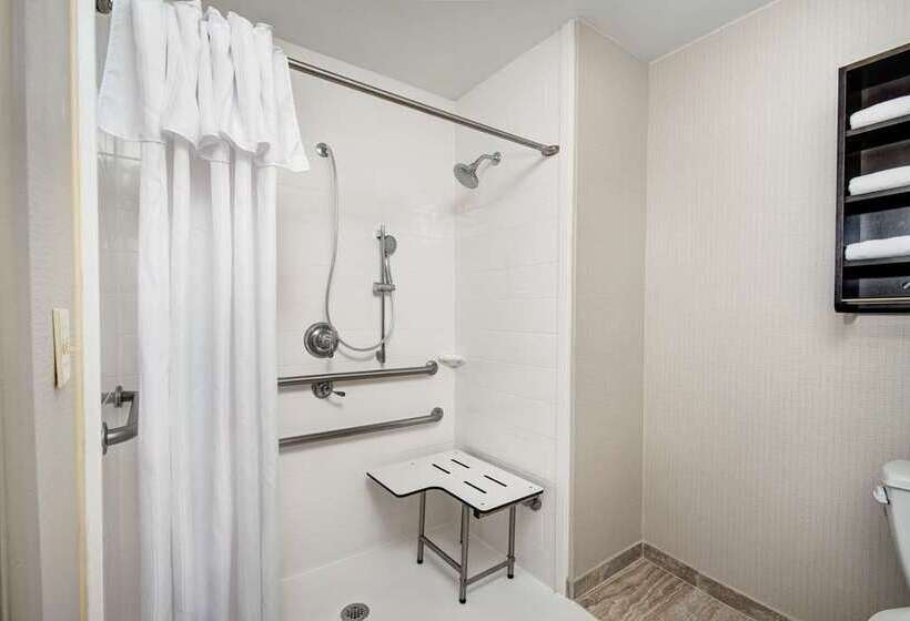 اتاق استاندارد, Embassy Suites Anchorage