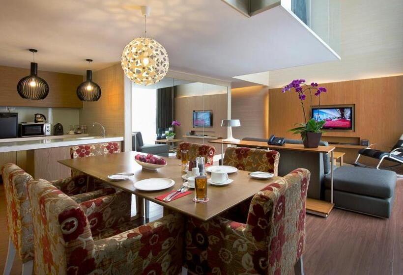 آپارتمان 2 خوابه, Empire Hotel Subang