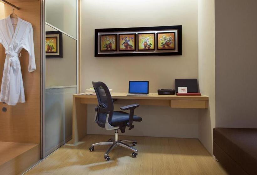 اتاق استاندارد, Empire Hotel Subang