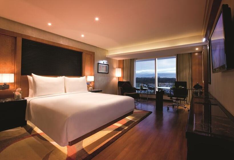 Suite Executivă, Gokulam Grand Hotel & Spa Bangalore