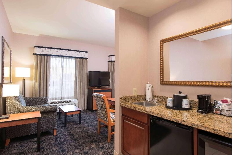 اتاق استاندارد با تخت بزرگ, Hampton Inn And Suites Indianapolis Fishers