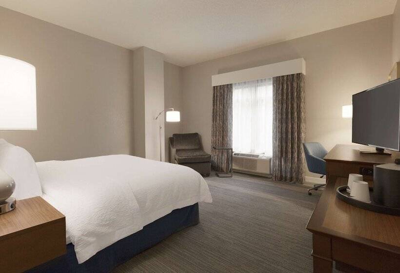 اتاق استاندارد با تخت دوبل, Hampton Inn And Suites Nashville Downtown