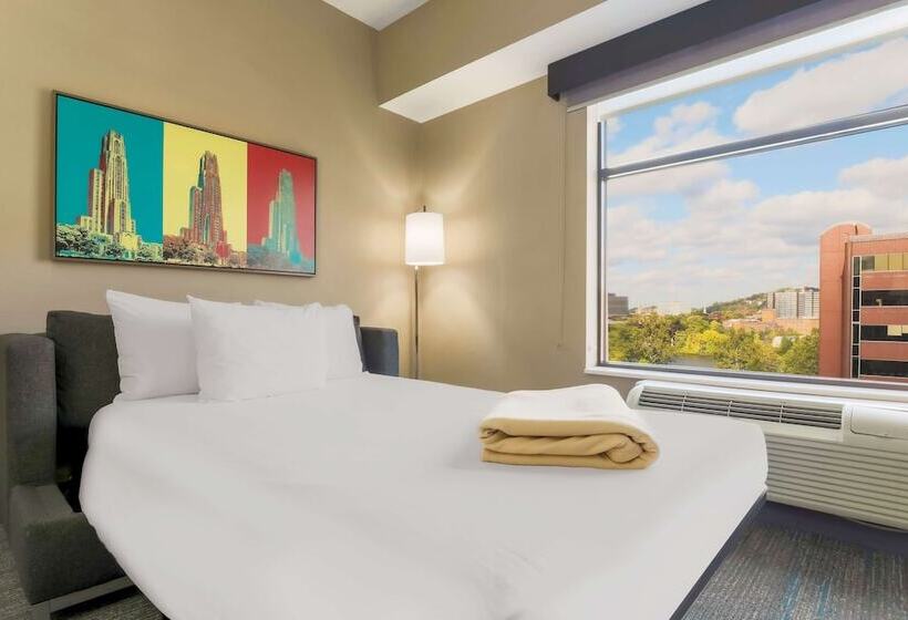 Estúdio standard Cama King, Hampton Inn & Suites Pittsburgh Downtown