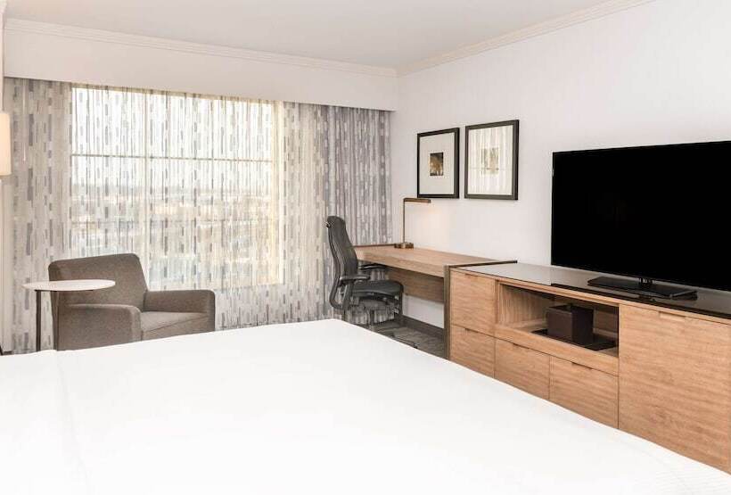 Habitación Ejecutiva, Hilton Columbus Polaris