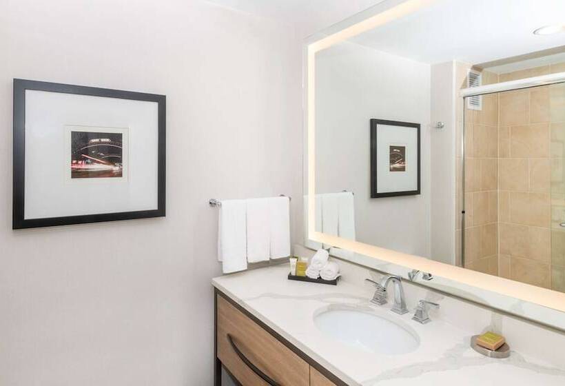 اتاق اجرایی, Hilton Columbus/polaris