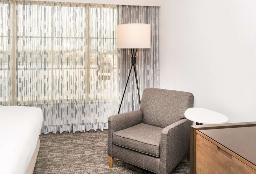 اتاق استاندارد, Hilton Columbus/polaris