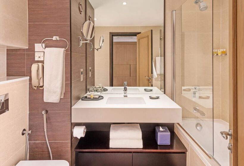 اتاق لوکس با چشم‌انداز دریا, Ja The Resort   Ja Beach Hotel, Dubai