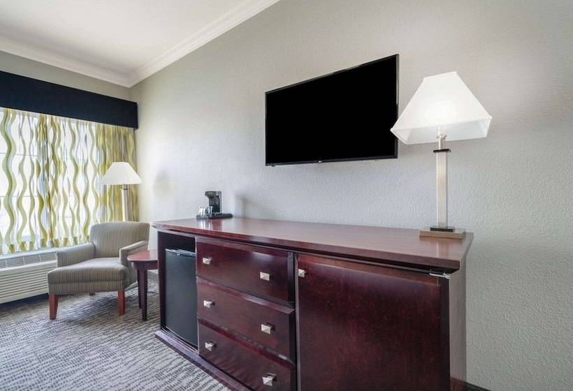 Suite, La Quinta Inn & Suites By Wyndham Loveland