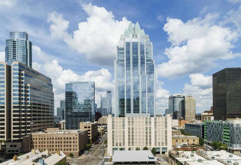 استودیوی استاندارد, Residence Inn Austin Downtown/convention Center