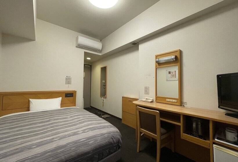 Chambre Standard Individuelle, Route Inn Naha Tomariko