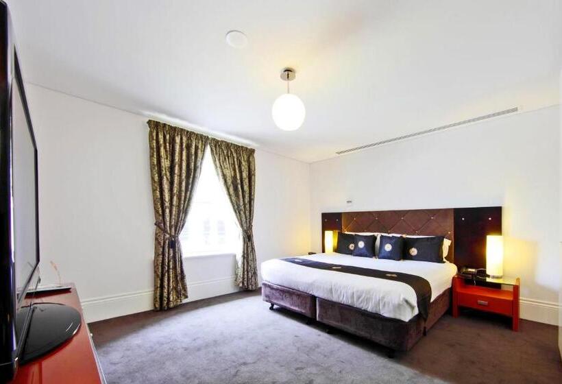 Suite, Seasons Heritage Melbourne