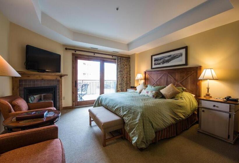 استودیوی استاندارد, The Lodge At Mountaineer Square