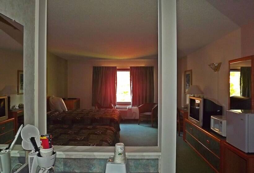 سوییت, Travelodge By Wyndham Kalispell