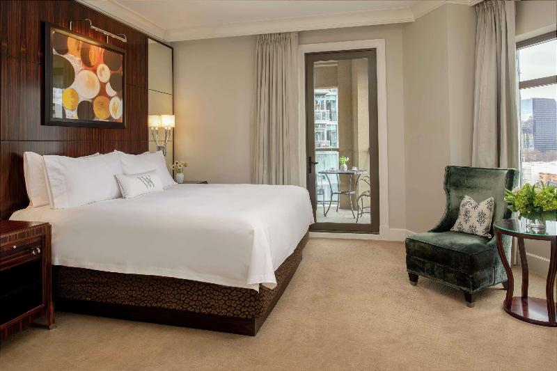 اتاق استاندارد با تخت بزرگ, Waldorf Astoria Atlanta Buckhead