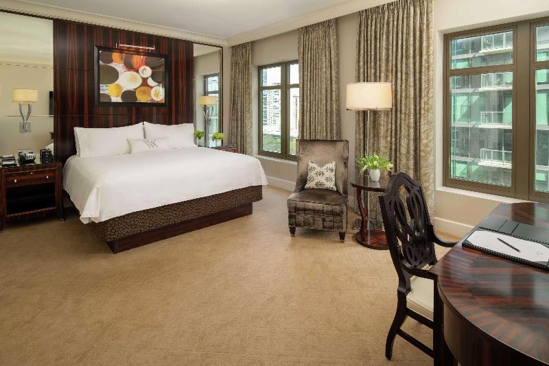 اتاق لوکس با تخت بزرگ, Waldorf Astoria Atlanta Buckhead