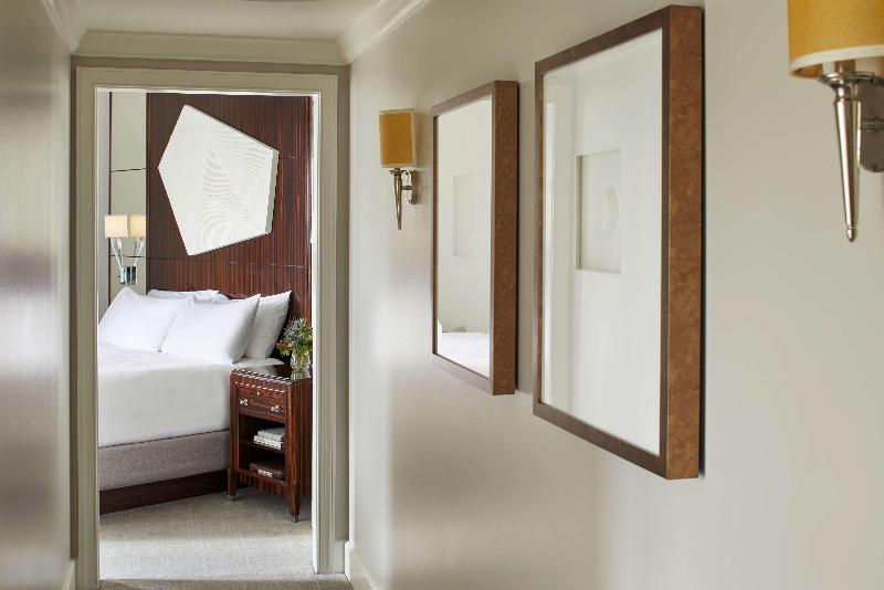 سوئیت با تخت بزرگ, Waldorf Astoria Atlanta Buckhead