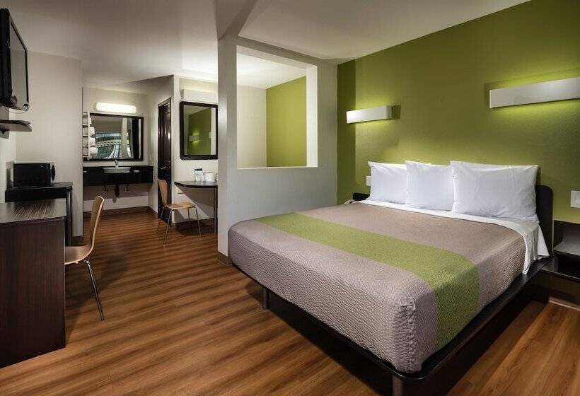 اتاق لوکس, Motel 6 Canoga Park, Ca