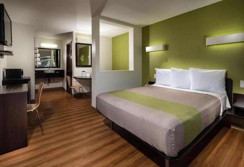 اتاق لوکس با تخت بزرگ, Motel 6 Canoga Park, Ca