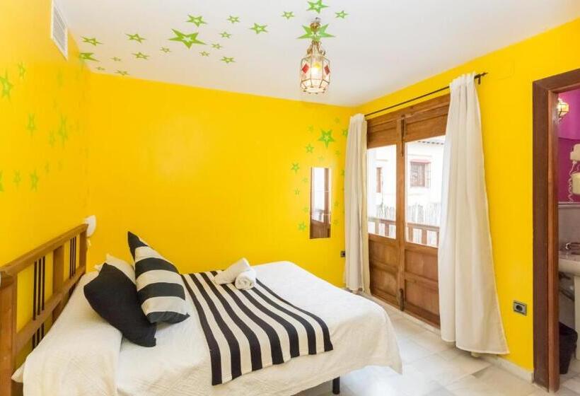 اتاق استاندارد, White Nest