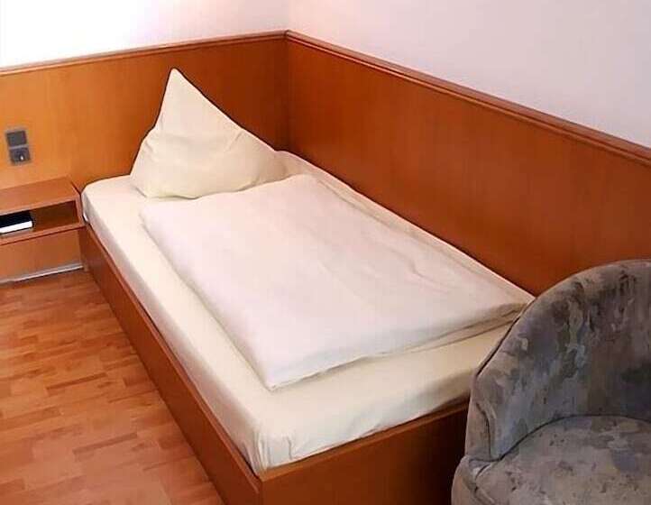 اتاق استاندارد یک نفره, Altstadthotel Wienecke