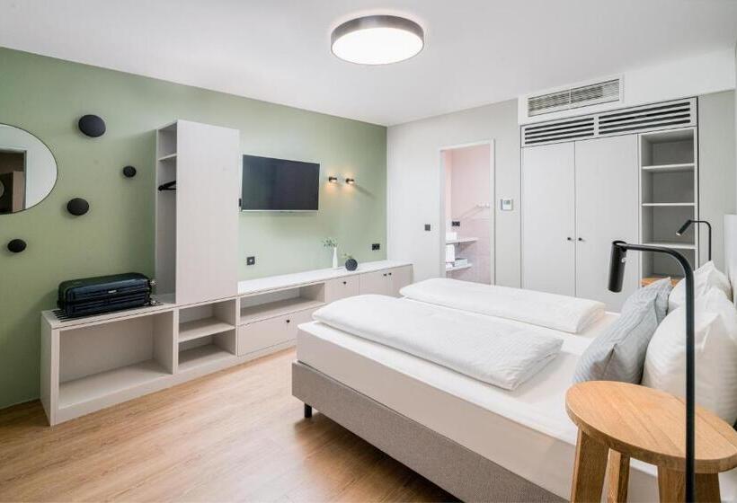 آپارتمان 3 خوابه, Koos Hotel&apartments   City Apart