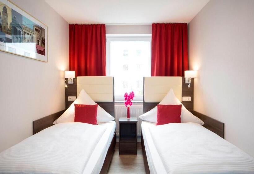 آپارتمان 3 خوابه, Koos Hotel&apartments   City Apart