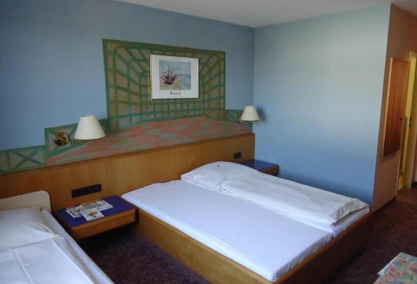 اتاق استاندارد سه نفره, Enjoyhotel Garni Korntal Stuttgart