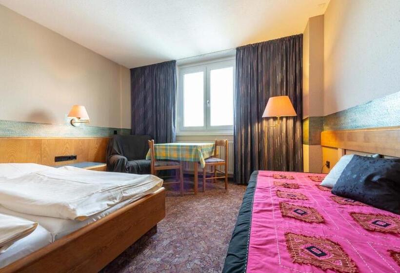 اتاق استاندارد سه نفره, Enjoyhotel Garni Korntal Stuttgart