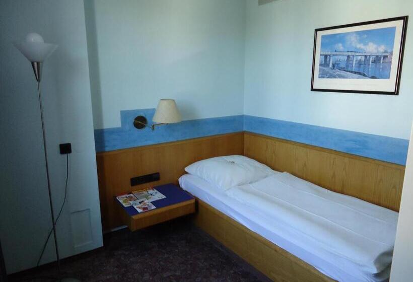 اتاق استاندارد یک نفره, Enjoyhotel Garni Korntal Stuttgart