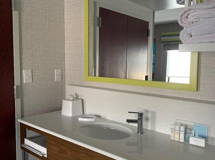 استودیوی استاندارد با تخت دوبل, Hampton Inn & Suites Syracuse Dewitt