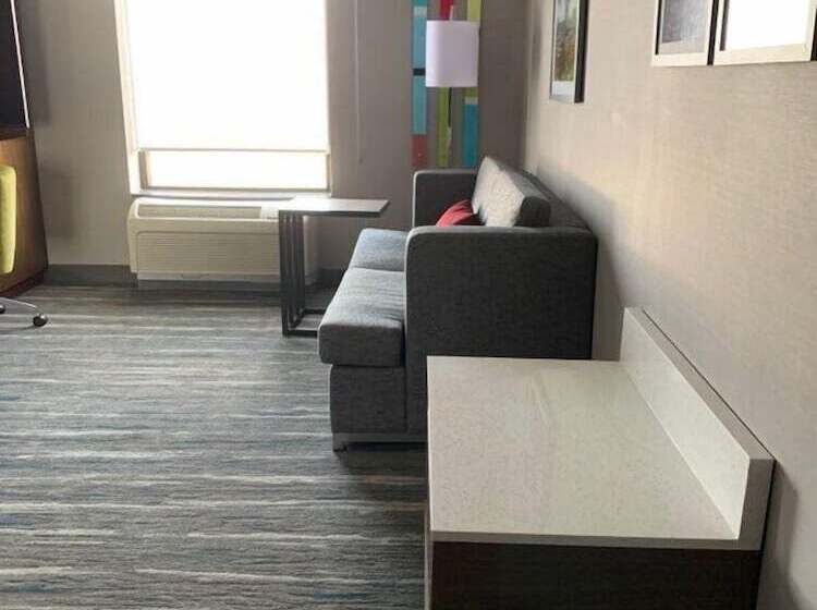 استودیوی استاندارد با تخت دوبل, Hampton Inn & Suites Syracuse Dewitt