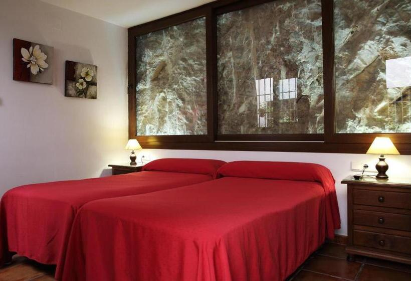 Quarto Estandar, Hostal Palomares