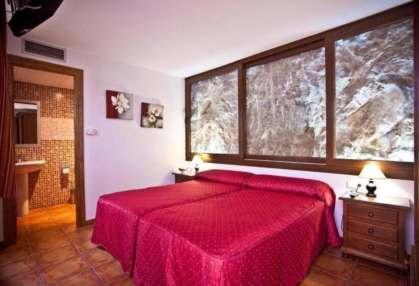 חדר סטנדרט, Hostal Palomares