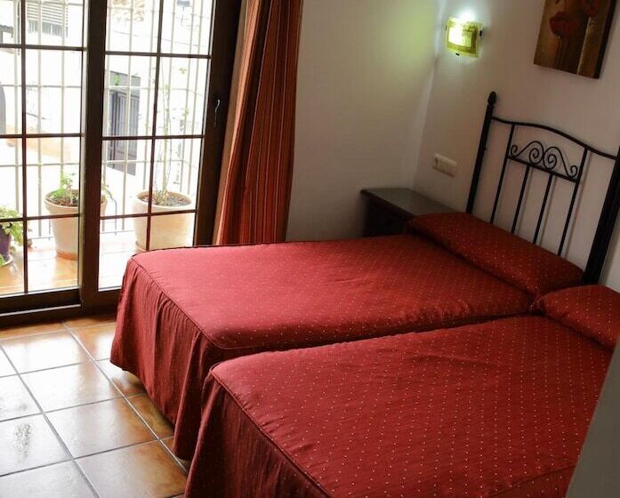 Quarto Estandar, Hostal Palomares