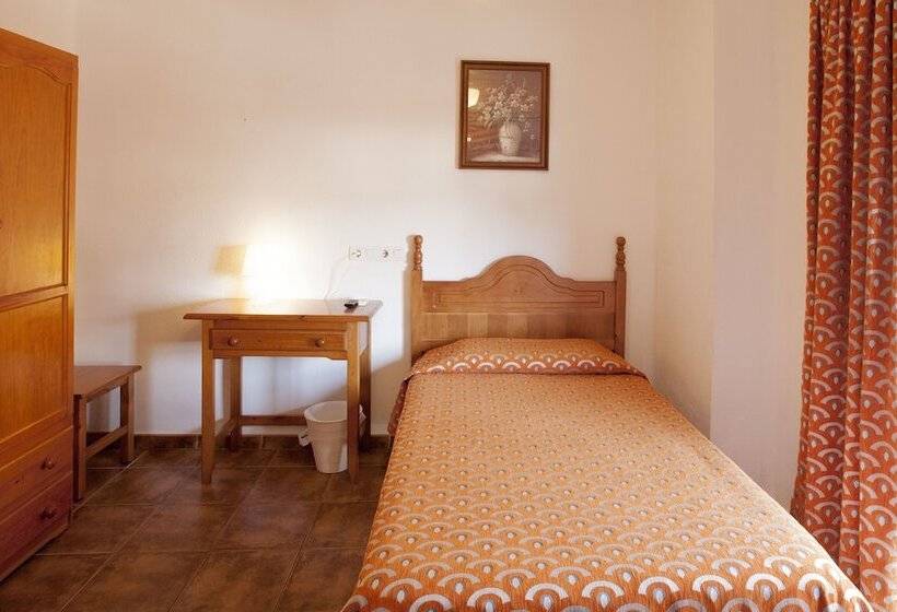 Standard Single Room, Serramar